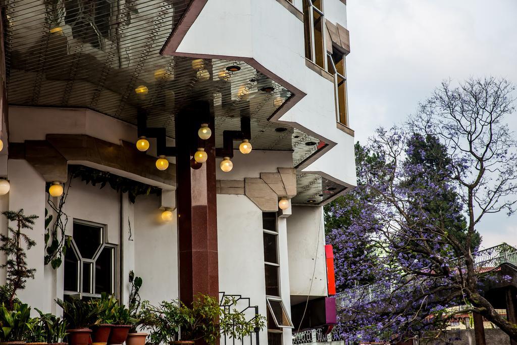 Hotel Pegasus Crown Shillong Bagian luar foto